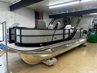 BOATZON | South Bay 224 PTC 2026