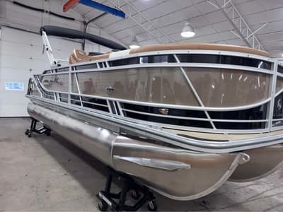 BOATZON | South Bay 521CR 30 2026