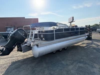 BOATZON | South Bay 522 SL  115 Mercury 2011