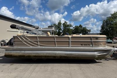 BOATZON | South Bay 522CR 2015