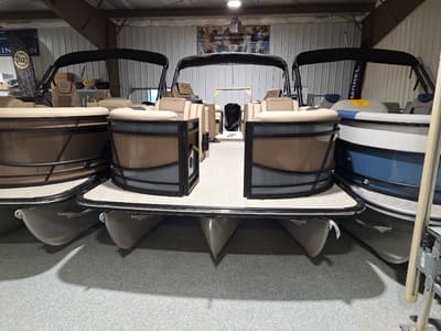 BOATZON | South Bay 523 RS 2026