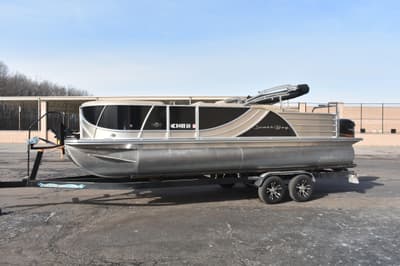 BOATZON | South Bay 523FCR 2019
