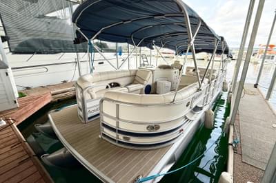 BOATZON | South Bay 925CR TT IO 2007