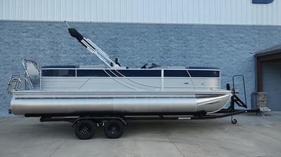 BOATZON | South Bay S224RS 2026