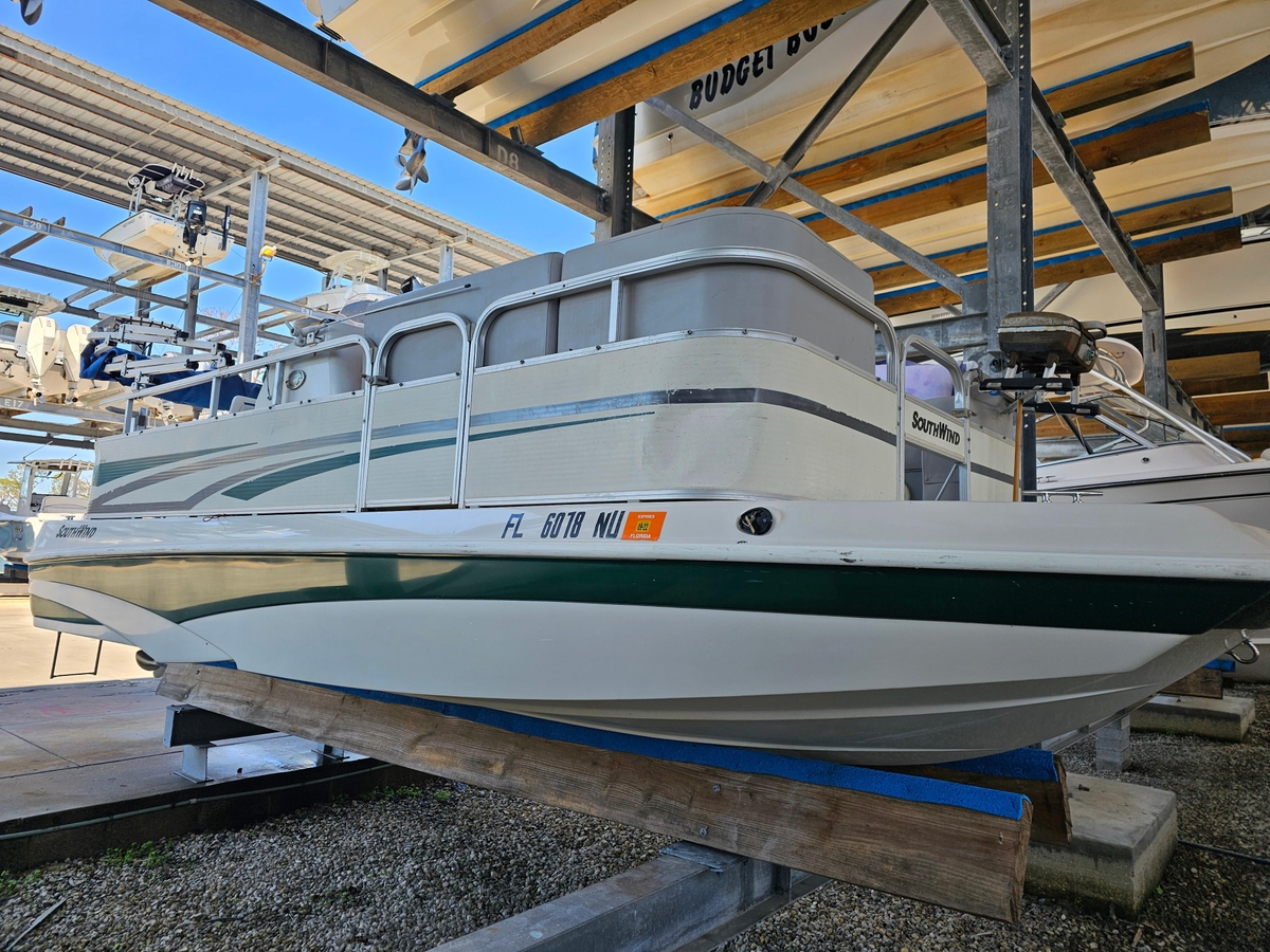 2007 SouthWind 201 FS - Sold Boat