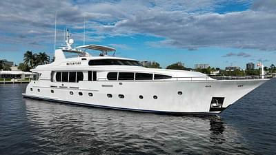 BOATZON | Sovereign 2001  2016 Sovereign  Westport Pilothouse OnDeck Master 2016