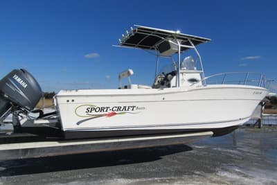 BOATZON | Sport-Craft 240 Center Console 2000