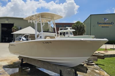 BOATZON | Sportsman Heritage 211 Center Console 2014