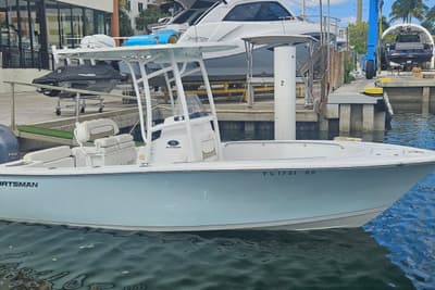 BOATZON | Sportsman Heritage 211 Center Console 2016