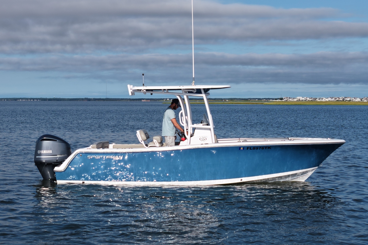 2023 Sportsman Heritage 231 Center Console - Sold Boat