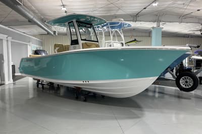 BOATZON | Sportsman Heritage 231 Center Console 2025