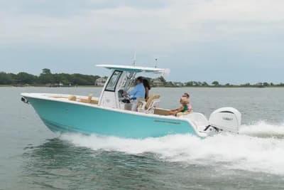 BOATZON | Sportsman Heritage 231 Center Console 2027