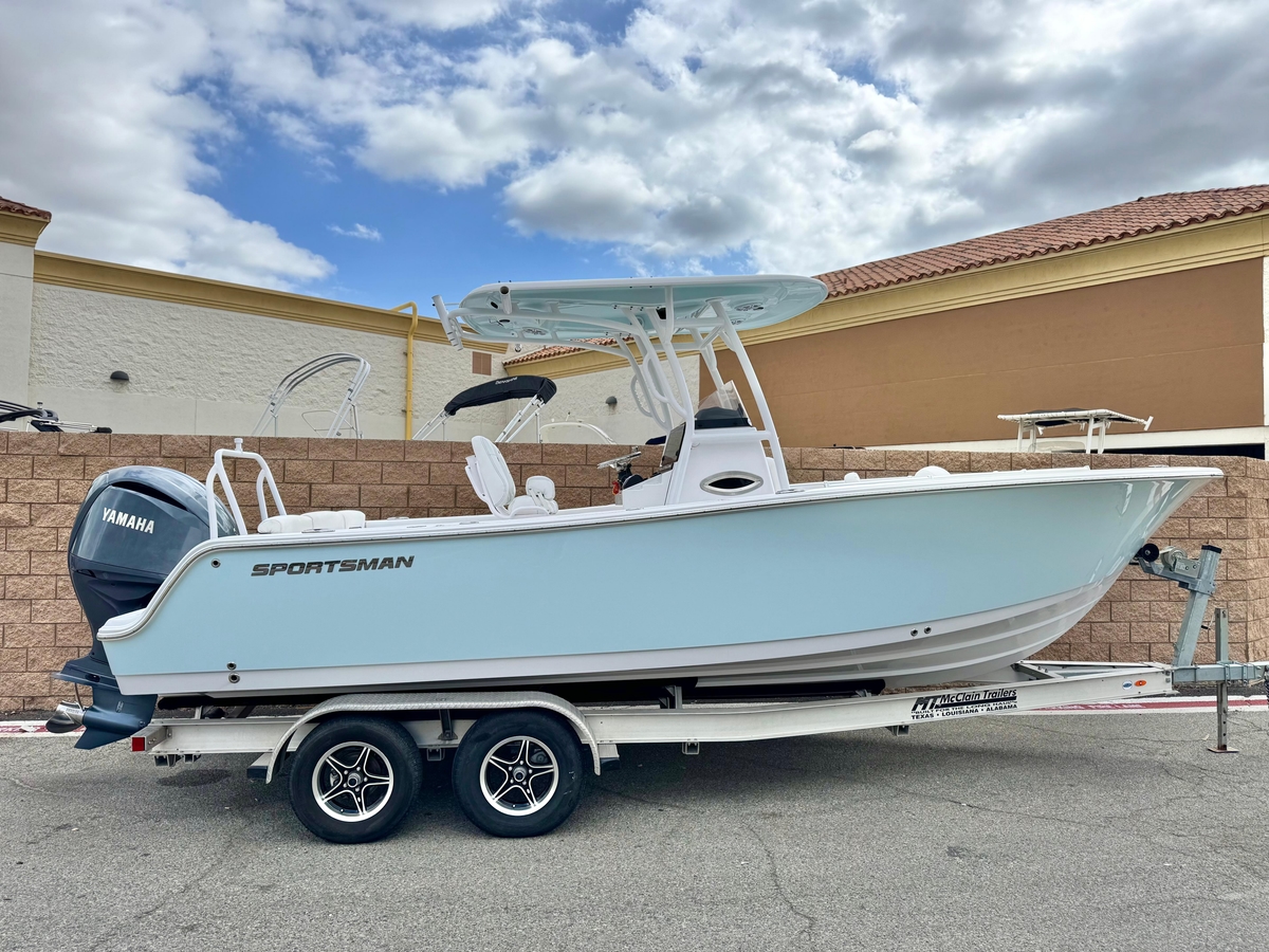 2022 Sportsman Heritage 241 Center Console - Sold Boat