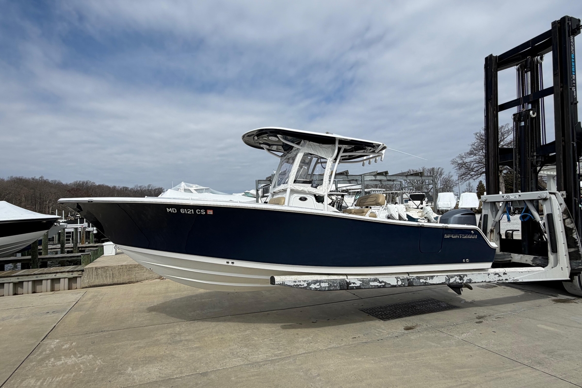 2017 Sportsman Heritage 251 Center Console - Sold Boat