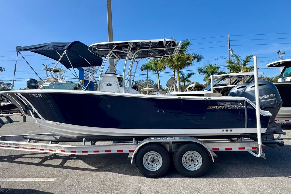 2017 Sportsman Heritage 251 Center Console - Sold Boat