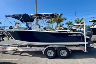 BOATZON | Sportsman Heritage 251 Center Console 2017