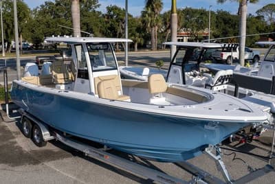 BOATZON | Sportsman Heritage 261 Center Console 2026