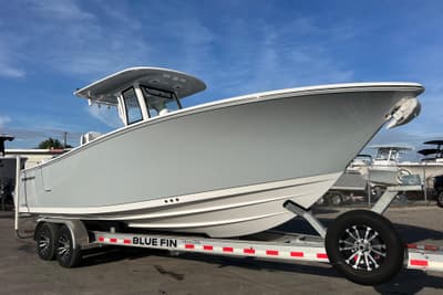 BOATZON | Sportsman Heritage 261 Center Console 2026