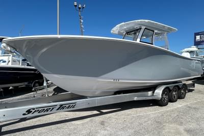 BOATZON | Sportsman Heritage 321 Center Console 2026