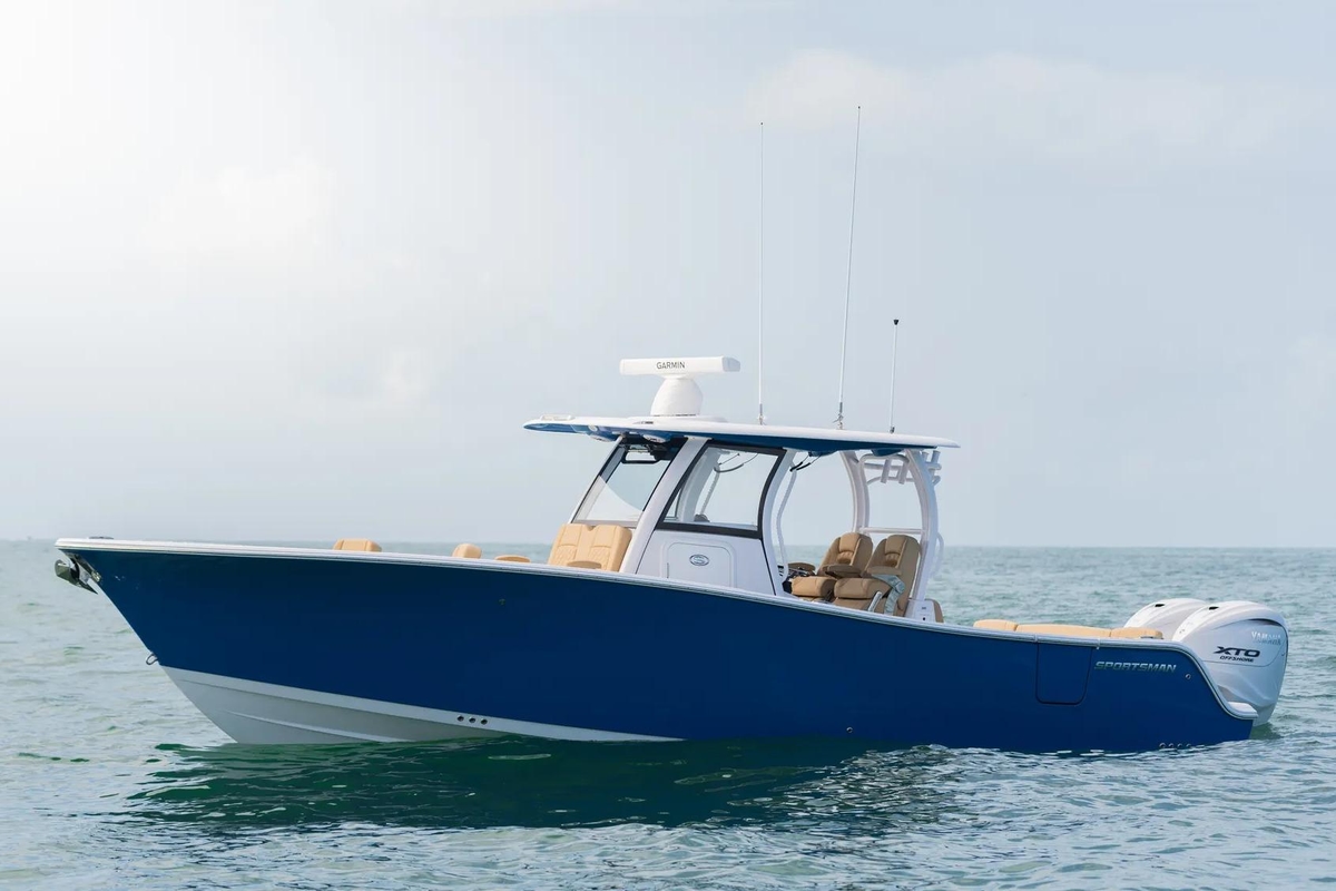2026 Sportsman Heritage 321 Center Console - Sold Boat