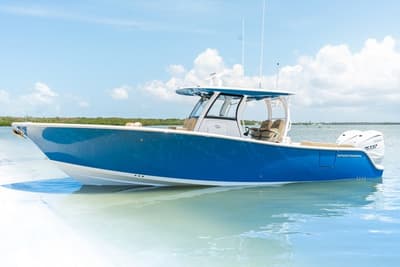 BOATZON | Sportsman Heritage 321 Center Console 2027