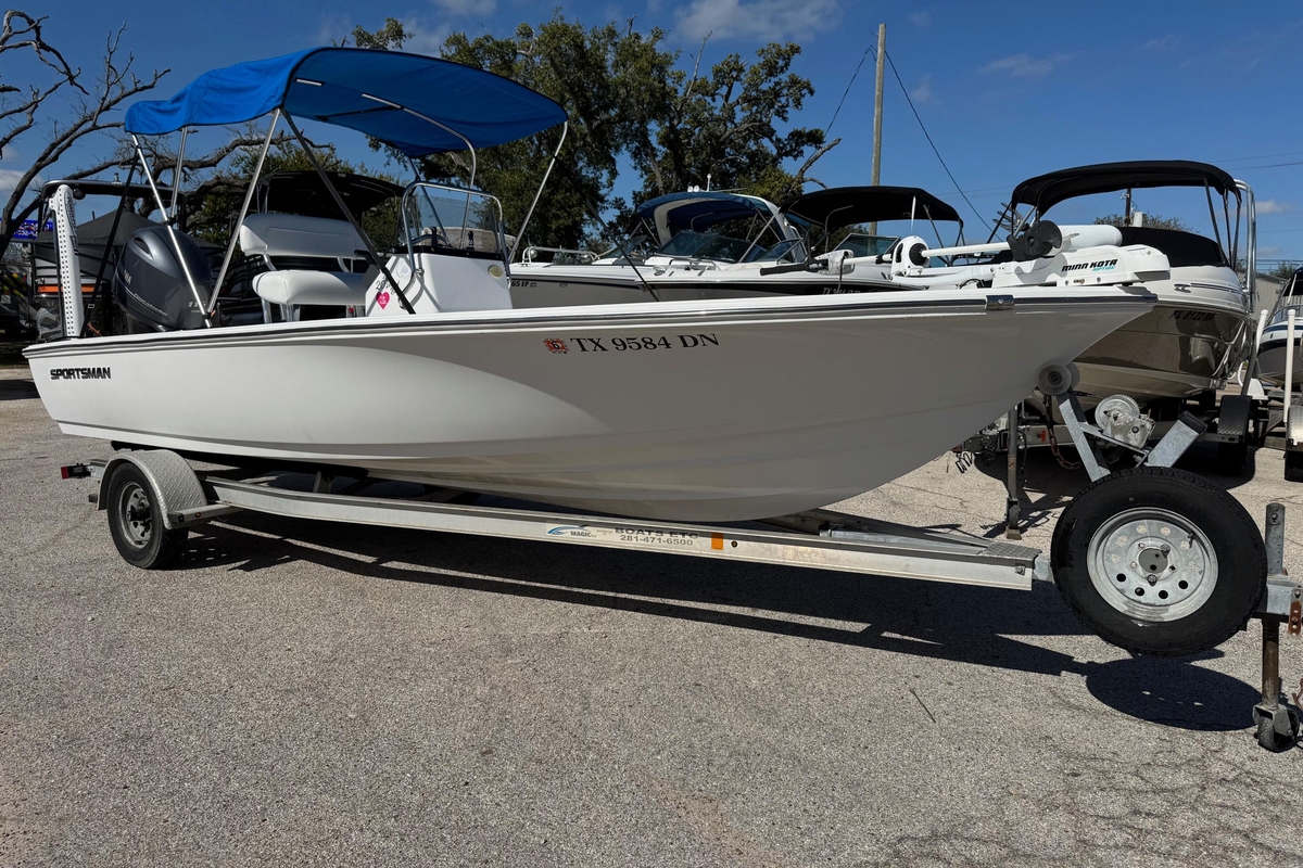 2016 Sportsman Island Bay 20 - Sold Boat