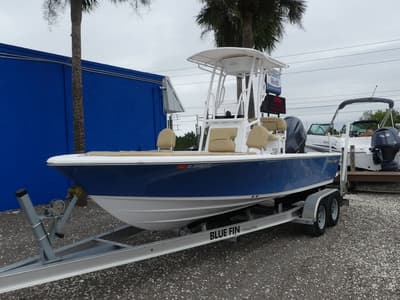 BOATZON | Sportsman Masters 207 Bay Boat 2022