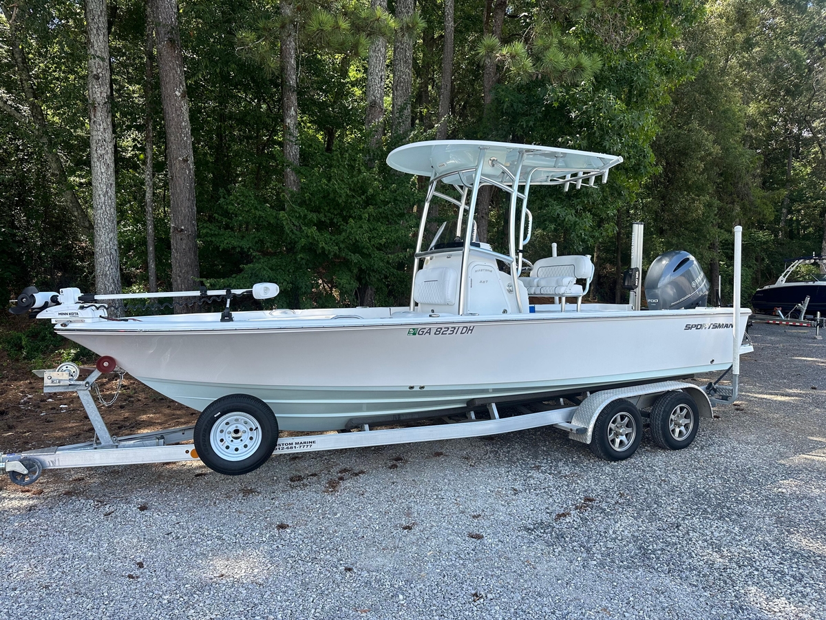 2021 Sportsman Masters 227 Bay Boat - Sold Boat