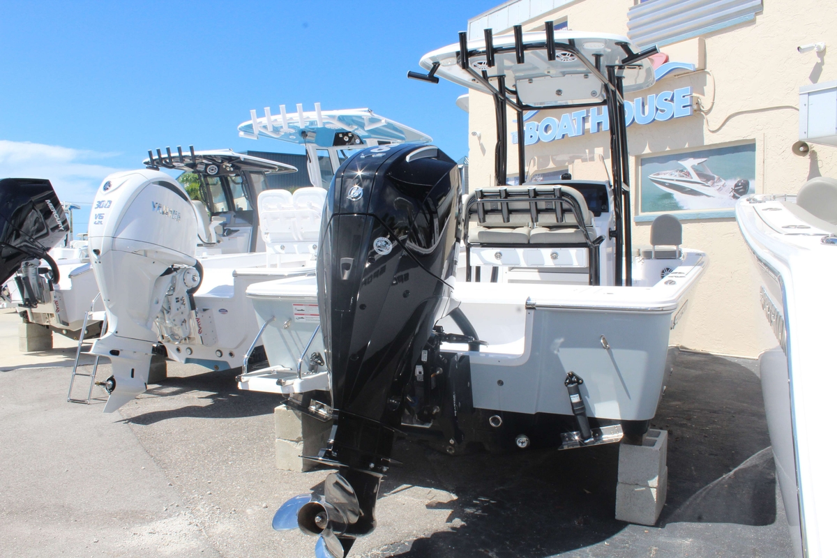 2024 Sportsman Masters 227 Bay Boat - Sold Boat