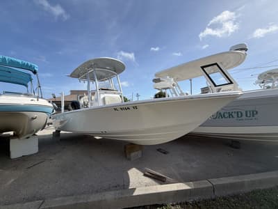 BOATZON | Sportsman Masters 227 Bay Boat 2024