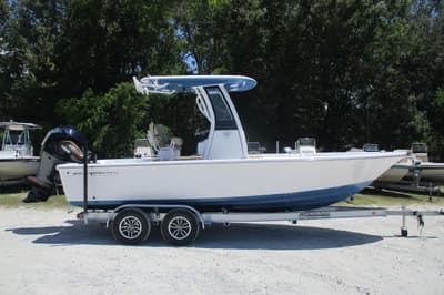 BOATZON | Sportsman Masters 227 Bay Boat 2027