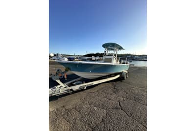 BOATZON | Sportsman Masters 247 Bay Boat 2017