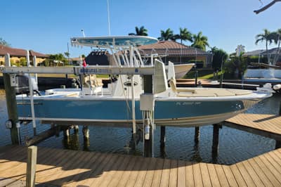 BOATZON | Sportsman Masters 247 Bay Boat 2018