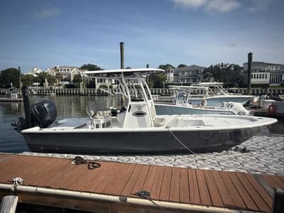 BOATZON | Sportsman Masters 247 Bay Boat 2021