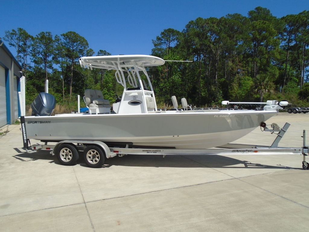 2021 Sportsman Masters 247 Bay Boat - Sold Boat