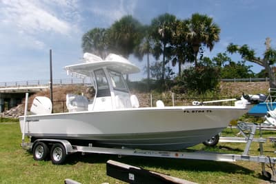 BOATZON | Sportsman Masters 247 Bay Boat 2023