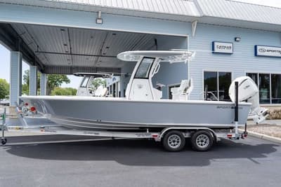 BOATZON | Sportsman Masters 247 Bay Boat 2026