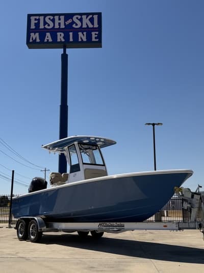 BOATZON | Sportsman Masters 247 Bay Boat 2027