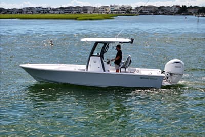 BOATZON | Sportsman Masters 247 Bay Boat 2027