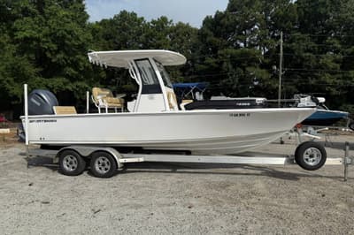 BOATZON | Sportsman Masters 247OE Bay Boat 2025