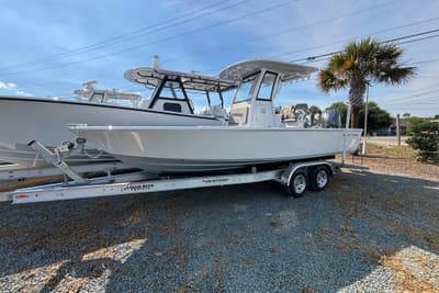 BOATZON | Sportsman Masters 247OE Bay Boat 2025