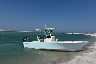 BOATZON | Sportsman Masters 247OE Bay Boat 2025
