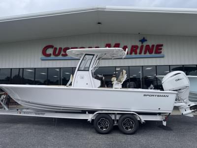 BOATZON | Sportsman Masters 247OE Bay Boat 2026