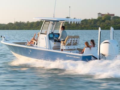 BOATZON | Sportsman Masters 247OE Bay Boat 2027