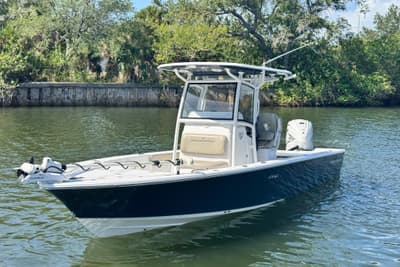 BOATZON | Sportsman Masters 267 Bay Boat 2021