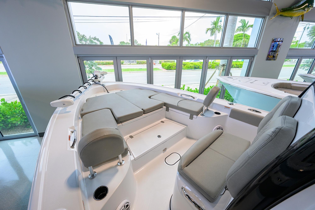 2025 Sportsman Masters 267 Bay Boat - Sold Boat