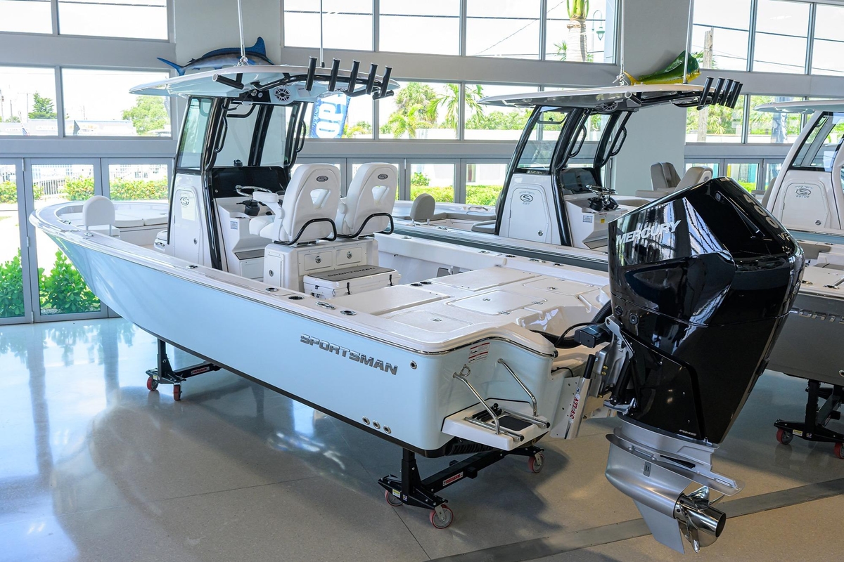 2025 Sportsman Masters 267 Bay Boat - Sold Boat