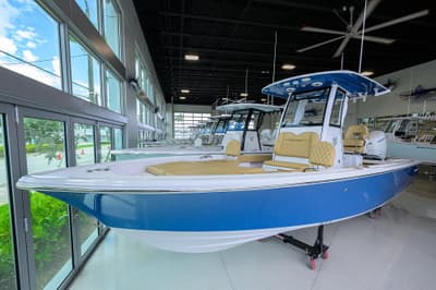 BOATZON | Sportsman Masters 267 Bay Boat 2025