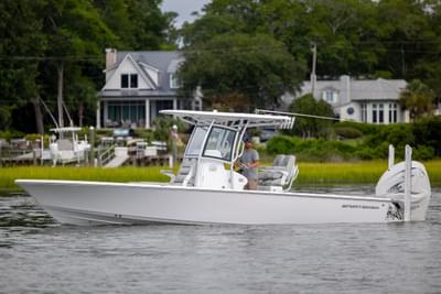 BOATZON | Sportsman Masters 267OE Bay Boat 2020