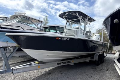 BOATZON | Sportsman Masters 267OE Bay Boat 2020